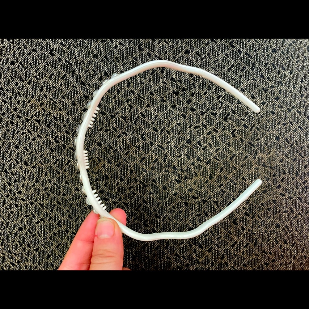 White headband with rhinestones Claire’s
